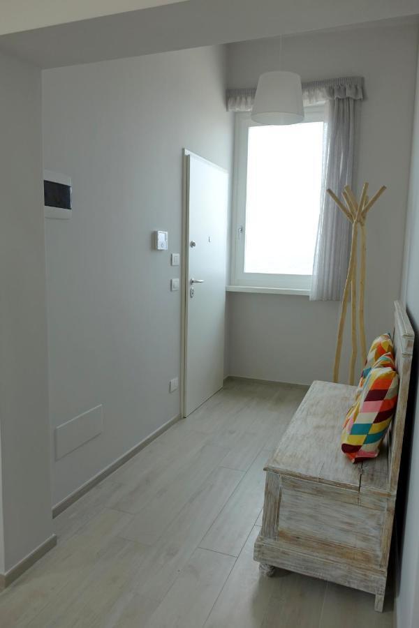 La Finestra Sul Mare Apartment Bari Exterior photo